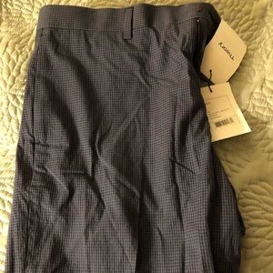 Theory mens Beck Boone shorts - NWT